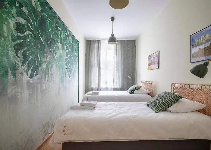 Adm Półwiejska 16 * Poznań