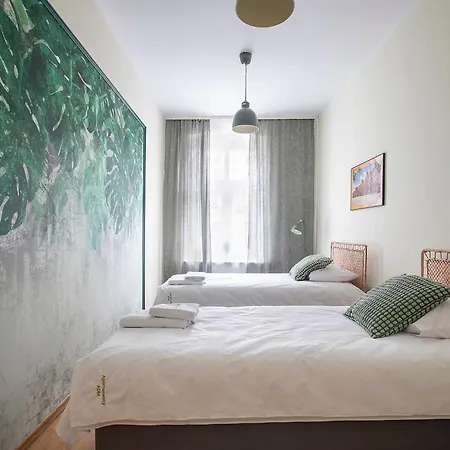 Adm Polwiejska 16 * Poznań