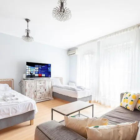 Adm Polwiejska 16 Apartment